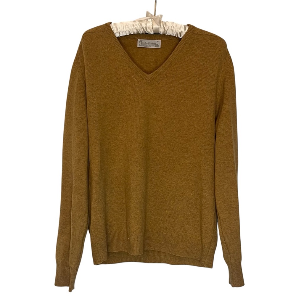 Vintage 1950s Bernhard Altmann 100% Virgin LambsWool Sweater Sz 44 Scotland